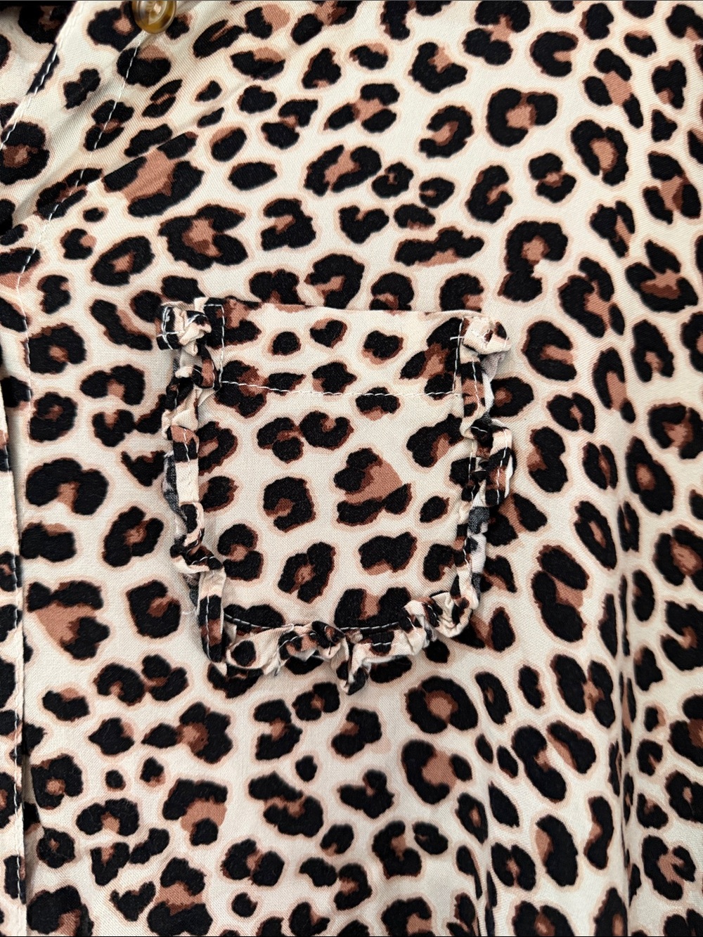 ivy jane Pink Leopard Button-Front Ruffle Sleeve Top - Picture 4 of 5